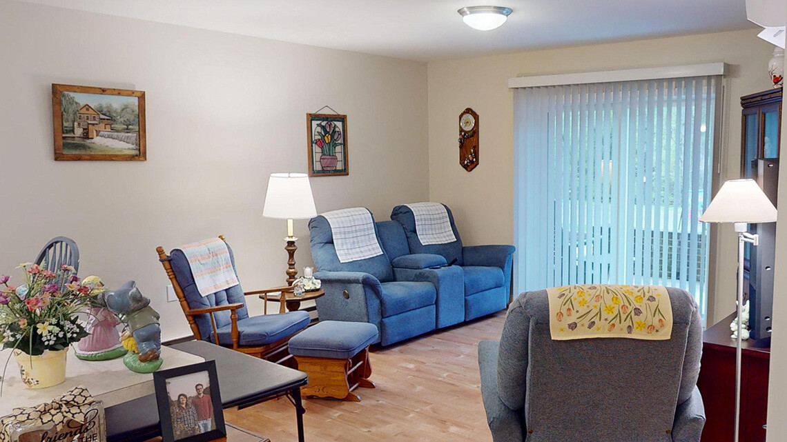 Adams-Apartment-Great-Hall-04182024_120218